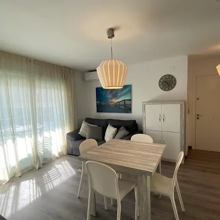 Nautilus Apartment *